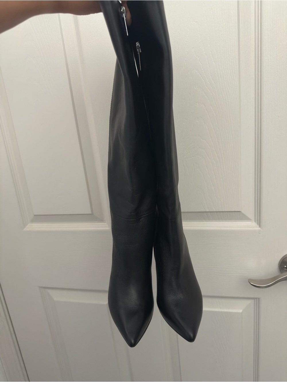 Gianni Bini Black Pointed Toe Leather Boots